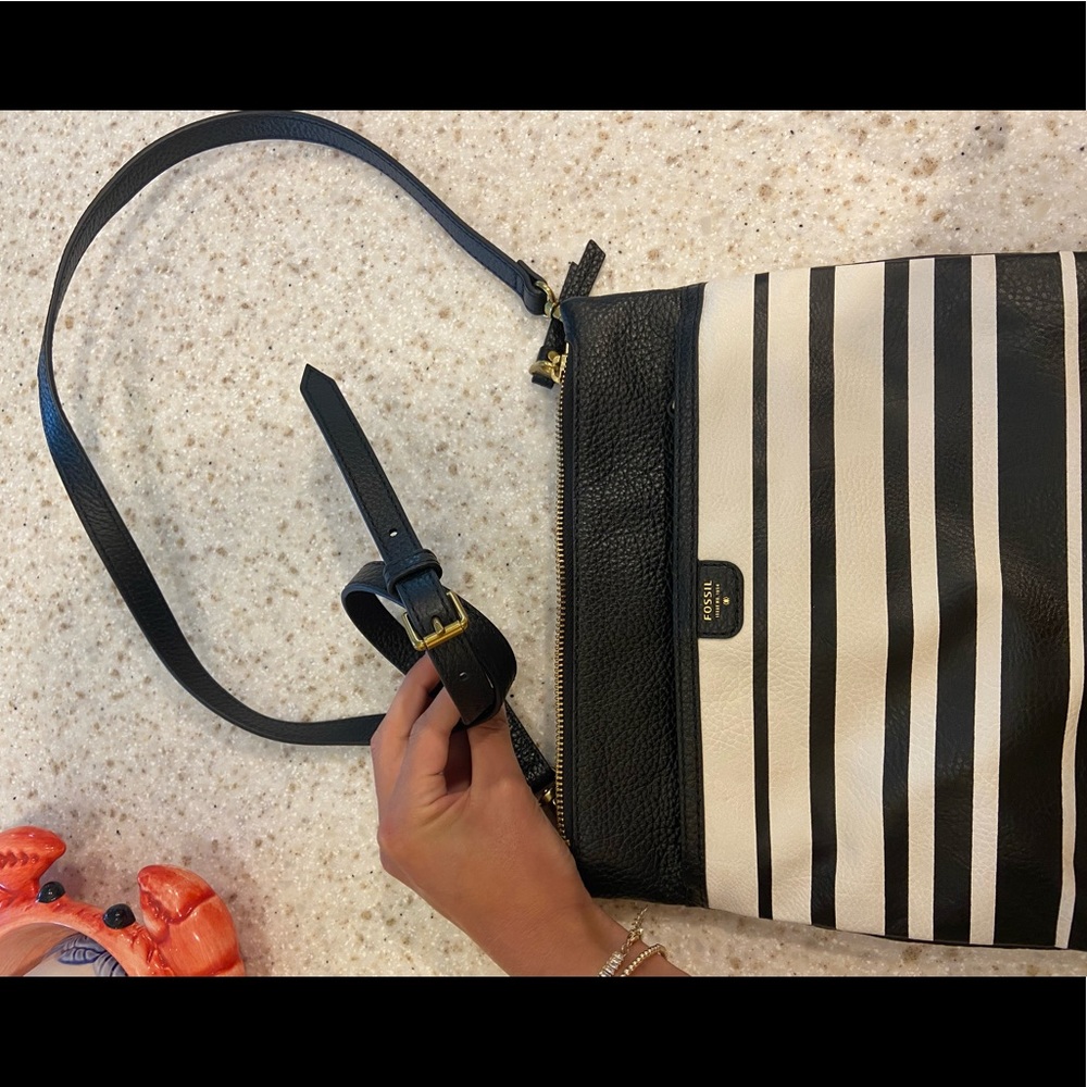 New without tags Fossil purse/crossbody bag